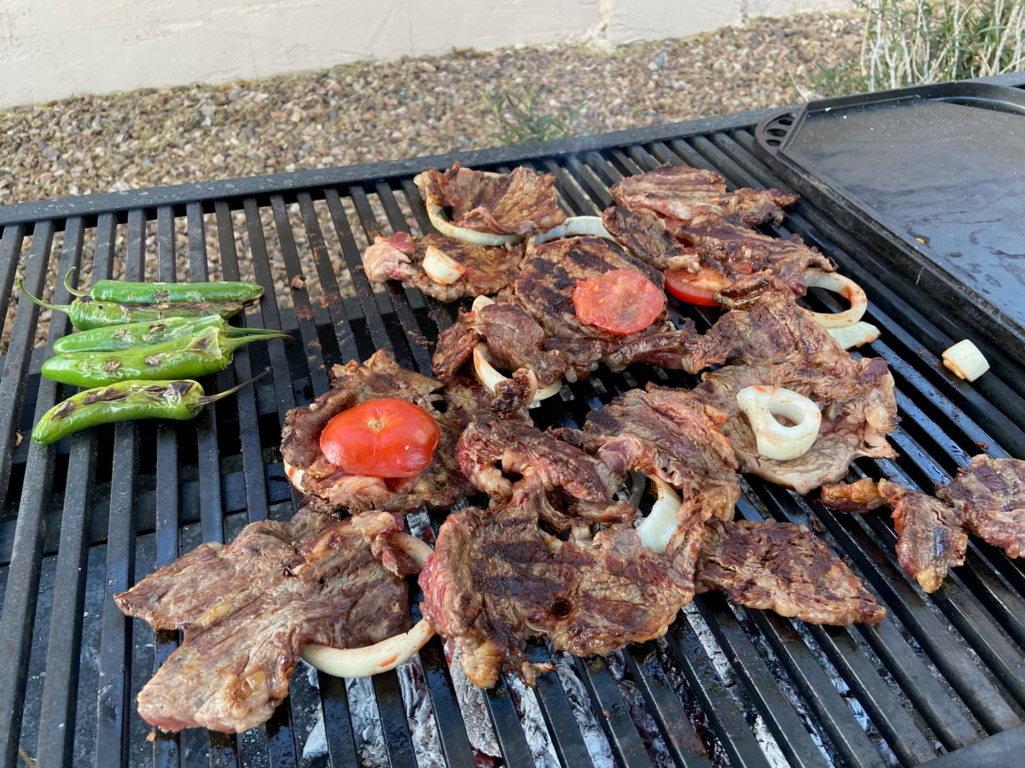 Santa Maria Grill w/ Square Grill Grate 44" x 24"