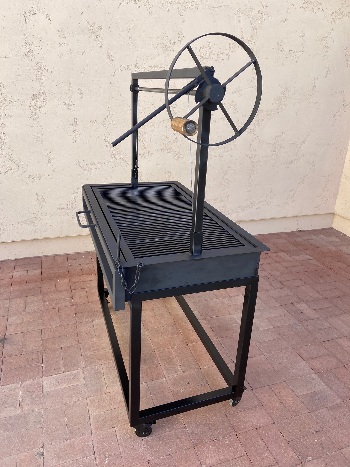 Santa Maria Grill w/ Square Grill Grate 44" x 24"